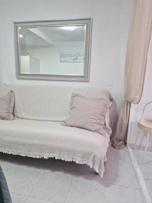 Studio Flat 150M Away From Beach Torrevieja Exteriér fotografie