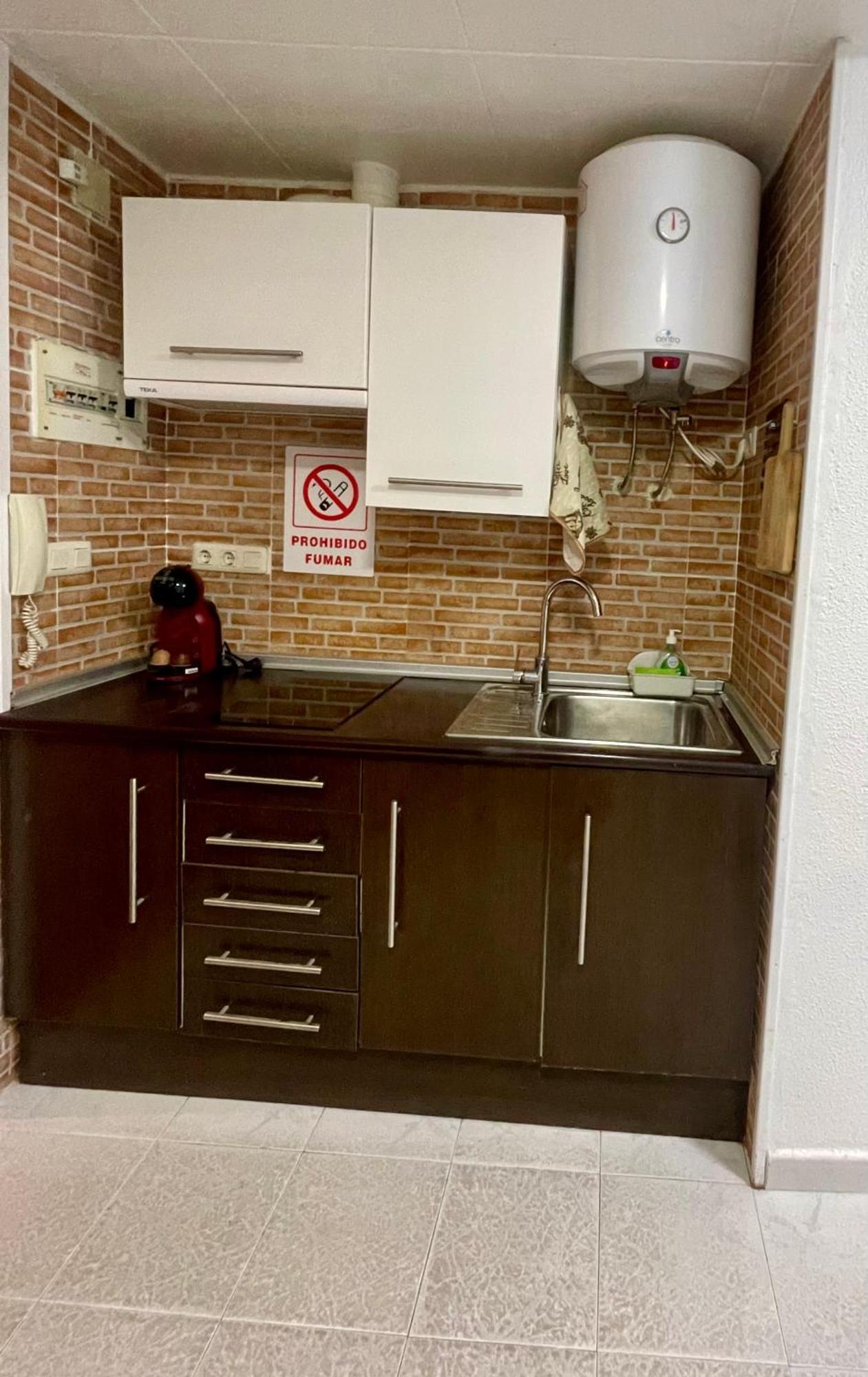 Studio Flat 150M Away From Beach Torrevieja Exteriér fotografie